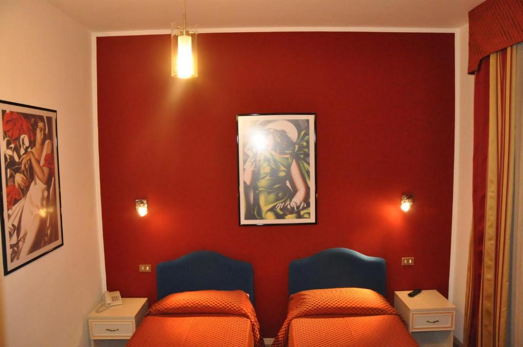 Hotel Vittoriano Турин Номер фото